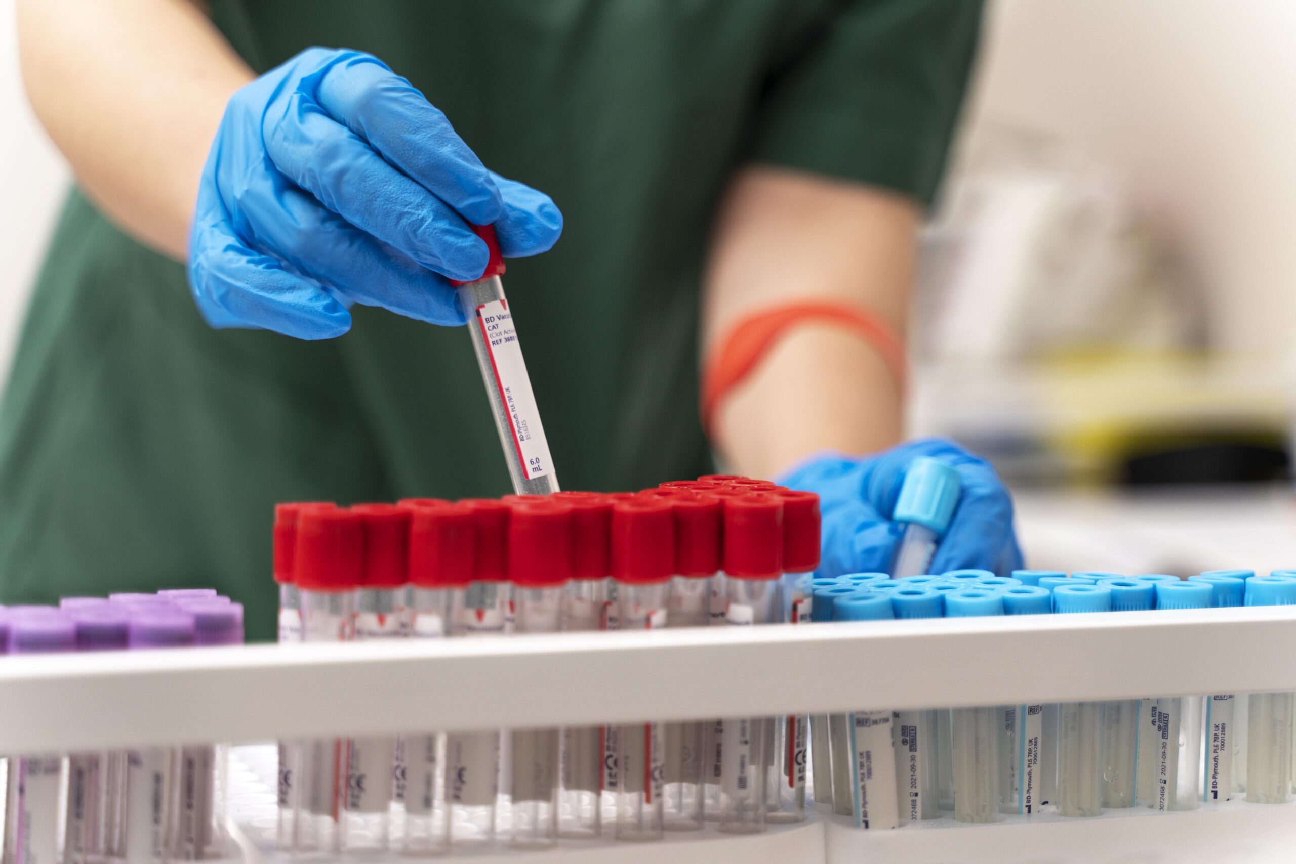 female-student-practicing-medicine